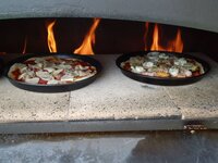 07_Pizzen_eingeschoben_2.jpg