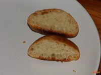 12_Anschnitt_Brötchen.jpg 12_Anschnitt_Brötchen.jpg