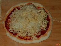 03_Pizza_1_viel_Käse.jpg