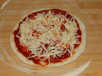 03_Tomatensauce_Arrabiata_und_geriebener_Käse.jpg