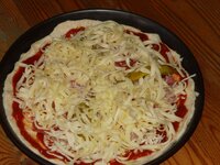 09_Abgedeckt_wird_alles_mit_Gouda.jpg 09_Abgedeckt_wird_alles_mit_Gouda.jpg