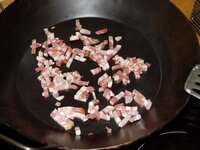 01_Bacon_in_der_Pfanne.jpg