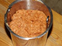 05_In_die_Schinkenfee_gefüllt.jpg 05_In_die_Schinkenfee_gefüllt.jpg