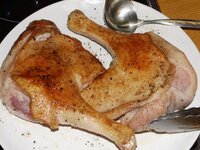 07_Gänsekeulen_fertig_angebraten.jpg 07_Gänsekeulen_fertig_angebraten.jpg