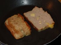 06_Leberkäse_anbraten.jpg 06_Leberkäse_anbraten.jpg