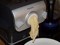 01_Pasta_maker_Linguine1.jpg 01_Pasta_maker_Linguine1.jpg