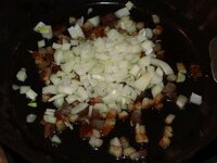 05_gewürfelte_Zwiebel_dazu.jpg 05_gewürfelte_Zwiebel_dazu.jpg