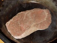08_Ribeye_anbraten.jpg 08_Ribeye_anbraten.jpg