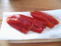 11_eingelegte_geröstete_Paprika.jpg 11_eingelegte_geröstete_Paprika.jpg