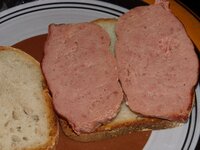 07_Brot_belegen.jpg 07_Brot_belegen.jpg