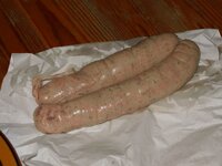 03_rohe_Bratwurst.jpg 03_rohe_Bratwurst.jpg