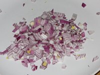 10_Zwiebel_gewürfelt.jpg 10_Zwiebel_gewürfelt.jpg