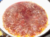 14_Mit_Rotwein_abgelöscht_und_einreduziert.jpg 14_Mit_Rotwein_abgelöscht_und_einreduziert.jpg