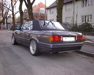 BMW Cabrio von hinten links-2.jpg
