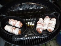05_In_Pfännchen_auf_den_Grill.jpg 05_In_Pfännchen_auf_den_Grill.jpg