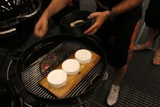 36-camembert-auf-zedernholz-jpg.jpg 36-camembert-auf-zedernholz-jpg.jpg
