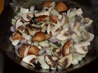 02_Pilzpfanne.jpg 02_Pilzpfanne.jpg