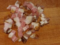 08_Speck_gewürfelt.jpg 08_Speck_gewürfelt.jpg