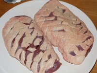 02_Haut_eingeschnitten.jpg 02_Haut_eingeschnitten.jpg