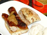 07Bratwurstsemmel.jpg 07Bratwurstsemmel.jpg