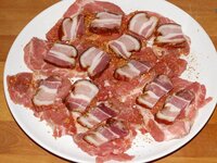 06_dazu_durchwachsener_Speck.jpg 06_dazu_durchwachsener_Speck.jpg