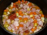 08_Brühe_dazu.jpg 08_Brühe_dazu.jpg
