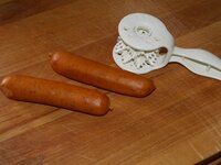 01_Feuerbeisser_und_Spielzeug.jpg 01_Feuerbeisser_und_Spielzeug.jpg