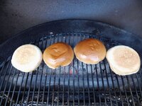 09_Buns_anknuspern.jpg 09_Buns_anknuspern.jpg