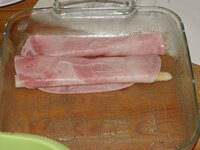 03_Spargel_in_Prosciutto_gewickelt.jpg 03_Spargel_in_Prosciutto_gewickelt.jpg