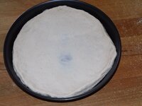 06_Teig_im_Blech.jpg 06_Teig_im_Blech.jpg