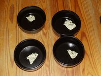 02_Förmchen_mit_Kräuterbutter.jpg 02_Förmchen_mit_Kräuterbutter.jpg