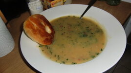 Kartoffelsuppe und Dampfnudeln -1 (3).jpg Kartoffelsuppe und Dampfnudeln -1 (3).jpg