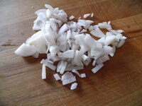 05_Zwiebeln_gewürfelt.jpg 05_Zwiebeln_gewürfelt.jpg