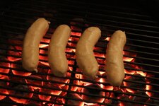 6-wuerste-auf-grill-jpg.jpg 6-wuerste-auf-grill-jpg.jpg