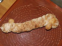 02_Wurzelbrot_fertig.jpg 02_Wurzelbrot_fertig.jpg