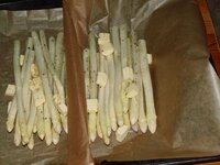 01_Spargel_im_Backpapier.jpg 01_Spargel_im_Backpapier.jpg