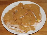 04_eingepudert_mit_Hähnchen_exquisit.jpg 04_eingepudert_mit_Hähnchen_exquisit.jpg