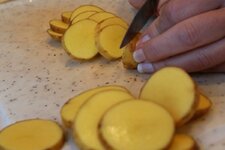 5-kartoffeln-schneiden-jpg.jpg 5-kartoffeln-schneiden-jpg.jpg